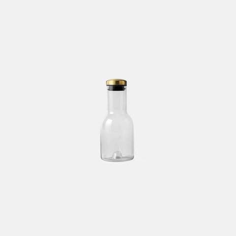 SIMPLE FORM. - Audo Copenhagen Audo Water Bottle 0.5L Smoke Brass - 