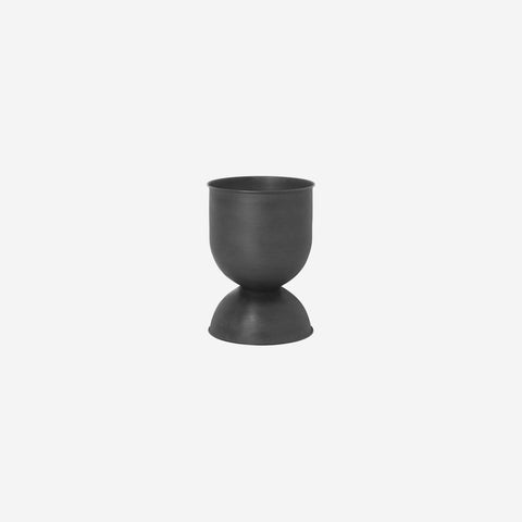 SIMPLE FORM. - Ferm Living Ferm Living Hourglass Pot Black Extra Small - 
