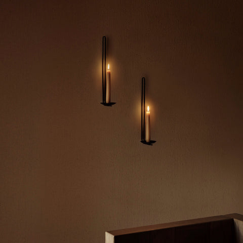 SIMPLE FORM. - Audo Copenhagen Audo Clip Candle Holder Wall Black 34cm - 