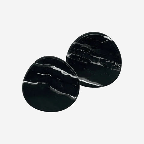 SIMPLE FORM. - Black Blaze Black Blaze Stone Coaster Set Black Silver - 