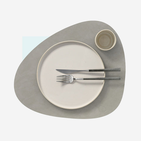 Lind DNA Placemat Curve Leather Nupo Light Grey Placemat Lind DNA - [store_name]
