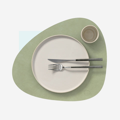 Lind DNA Placemat Curve Leather Nupo Olive Green Placemat Lind DNA - [store_name]