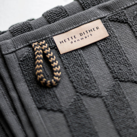 Mette Ditmer Geo Bath Towel Anthracite Towels Mette Ditmer    - [store_name]