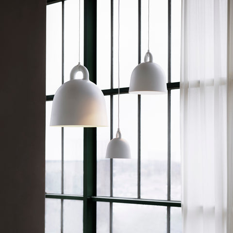 SIMPLE FORM. - Normann Copenhagen Normann Copenhagen Bell Pendant White Small - 