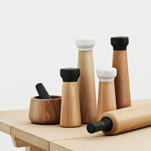 SIMPLE FORM. - Normann Copenhagen Normann Copenhagen Craft Pepper Mill Black Large - 