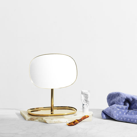 SIMPLE FORM. - Normann Copenhagen Normann Copenhagen Flip Mirror Brass - 