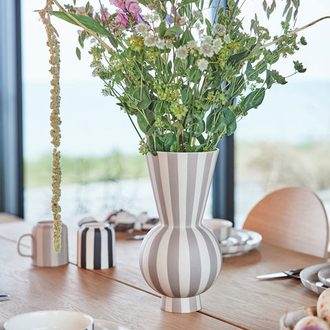 OYOY Living Toppu Vase Round Clay White Vase OYOY Living - [store_name]