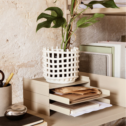 SIMPLE FORM. - Ferm Living Ferm Living Ceramic Basket Pot Small Off White - 