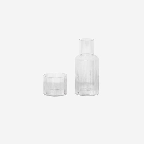 SIMPLE FORM. - Ferm Living Ferm Living Ripple Carafe Set Small Clear - 
