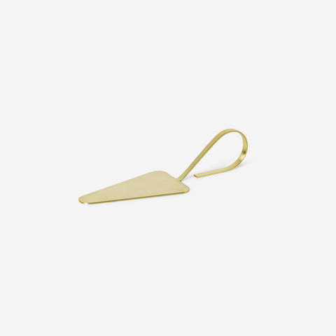 Ferm Living Fein Cake Server Brass Cake Server Ferm Living    - [store_name]