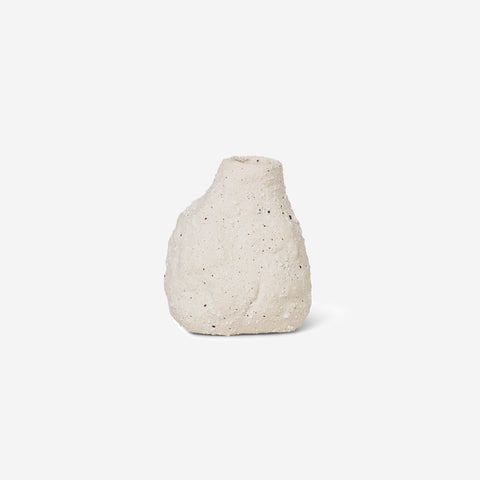 SIMPLE FORM. - Ferm Living Ferm Living Vulca Mini Vase Off White Stone - 
