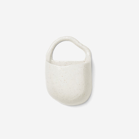 SIMPLE FORM. - Ferm Living Ferm Living Speckle Wall Pocket Off White - 