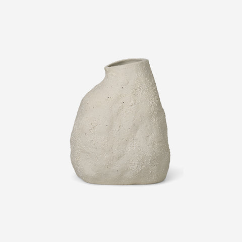 SIMPLE FORM. - Ferm Living Ferm Living Vulca Vase Off White Stone Large - 