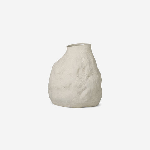 SIMPLE FORM. - Ferm Living Ferm Living Vulca Vase Off White Stone Medium - 