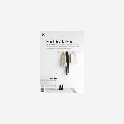 SIMPLE FORM. - Fete Press Fete Magazine Volume 32 - 