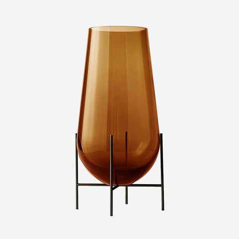 SIMPLE FORM. - Audo Copenhagen Audo Echasse Amber Glass Vase Large - 