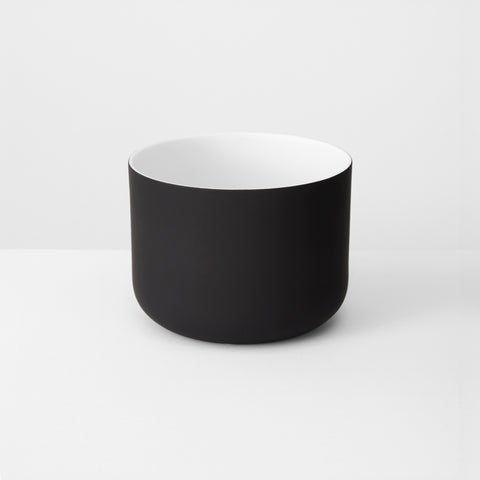 Middle of Nowhere Minna Planter Black Small Pot Middle of Nowhere    - [store_name]