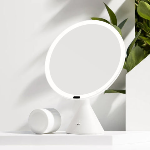 SIMPLE FORM. - One Simple Concept One Simple Concept Professional LED Illuminated Make Up Mirror - 