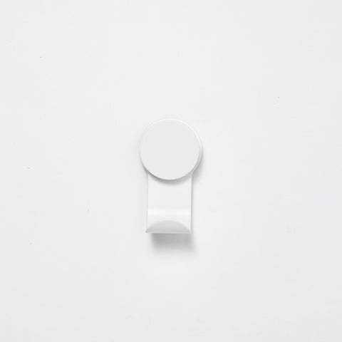 SIMPLE FORM. - Zone Denmark Zone Denmark Solo Suction Puck Hook White - 