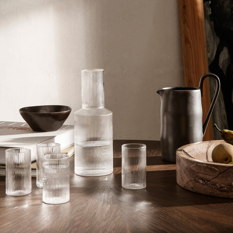 SIMPLE FORM. - Ferm Living Ferm Living Ripple Carafe Clear - 