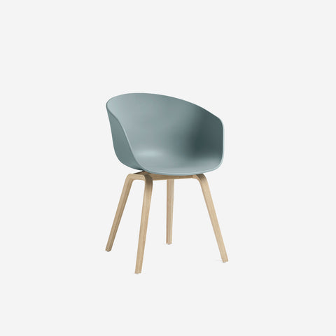 SIMPLE FORM. - HAY Hay About A Chair AAC22 Dusty Blue - 