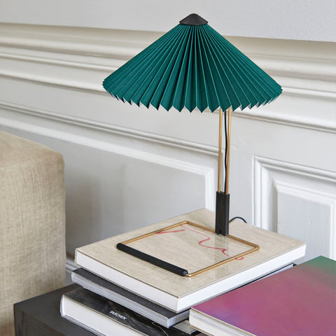 SIMPLE FORM. - HAY Hay Matin Table Lamp Green Small - 