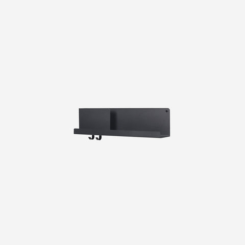 SIMPLE FORM. - Muuto Muuto Folded Shelf Medium Black - 