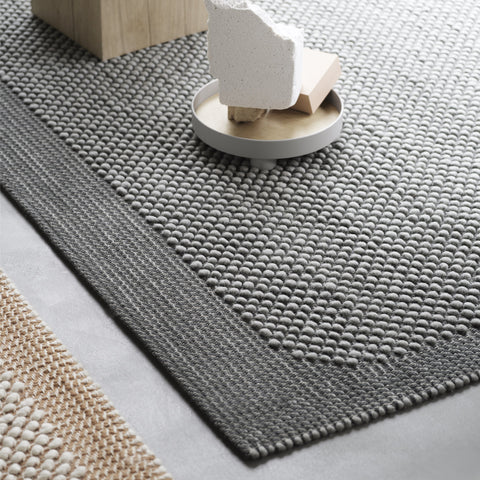 Muuto Pebble Rug Dark Grey 240x170cm Rug Muuto    - [store_name]