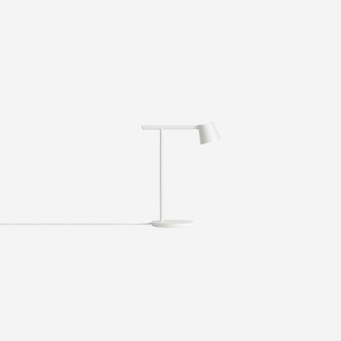 SIMPLE FORM. - Muuto Muuto Tip Table Lamp White - 